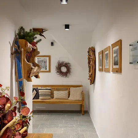Pavlina Apartment *